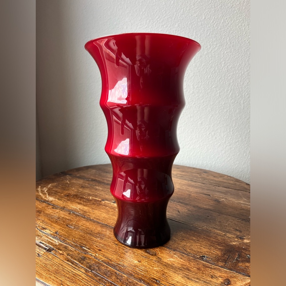 Holmegaard Denmark Karen Blixen Vase design by Anja Kjae